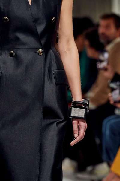 Look 184